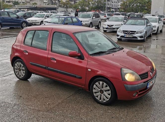 Reno clio 1.5 60 kw dizel 2003 godina