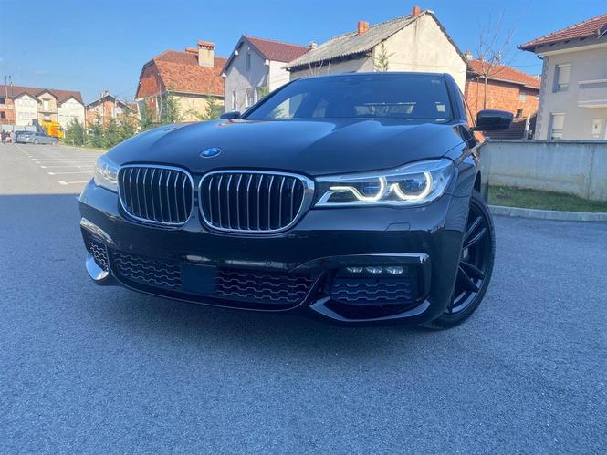 BMW 750i X Drive