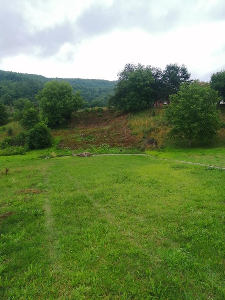 Prodajem-plac