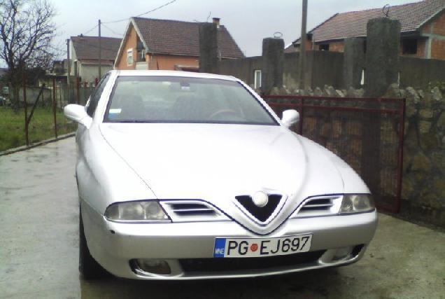 Alfa Romeo - 166