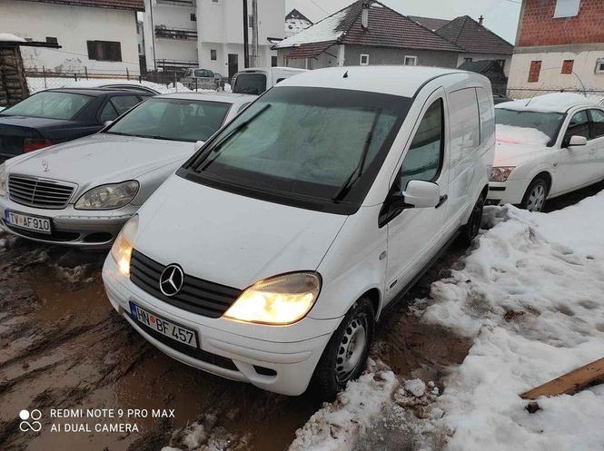 Mercedes vaneo 1.7 cdi 2004 god teretni dobro stanje moguca 
