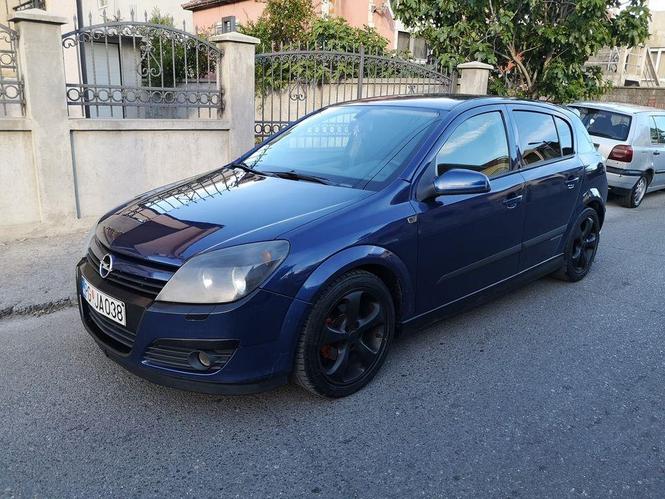 1.7 cdti 74kw+chip 2004god u dobrom.stanju istekla registrac