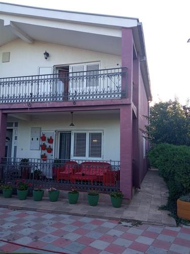 Prodaja ekskluzivne kuce