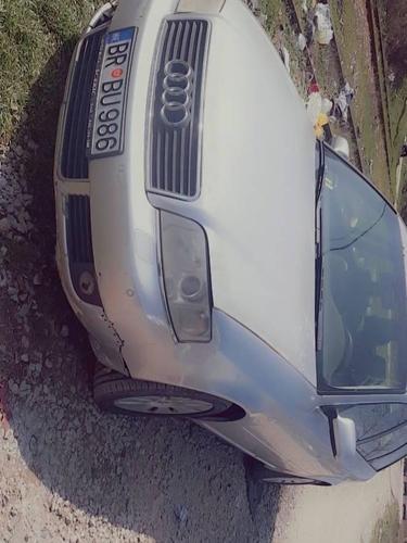 Na prodaju audi a6 2.5 132kw 2004 god restaljing mode