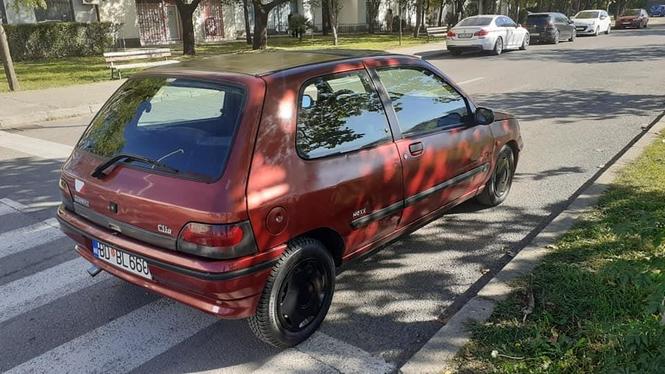 CLIO 1.2 BENZ 96GOD