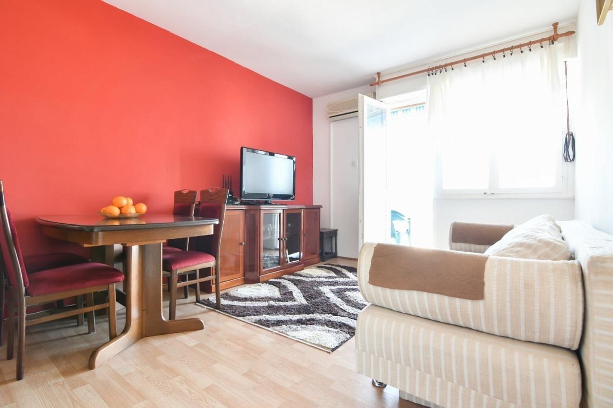 Apartmani-Dabović-Bijela