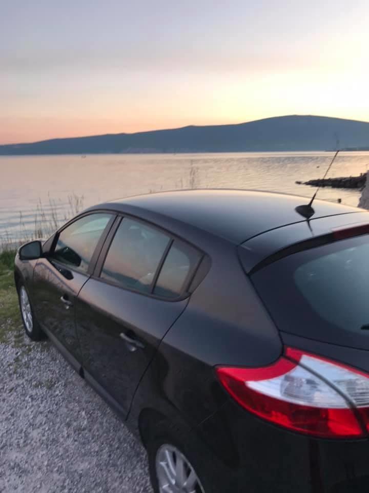 Renault-Megane-1-5-dci