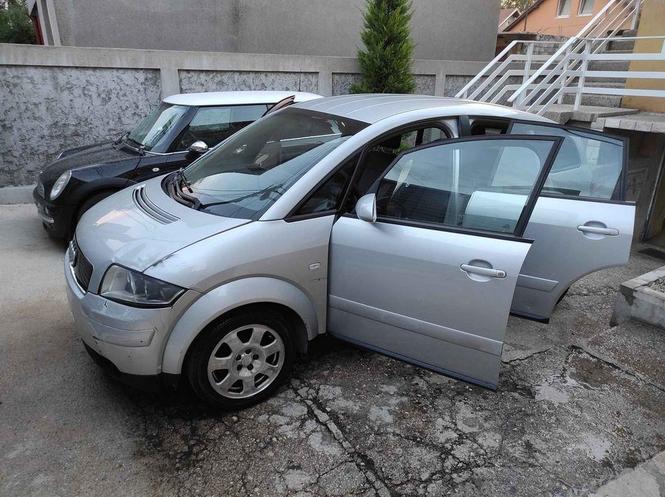 Auto otpad SIX