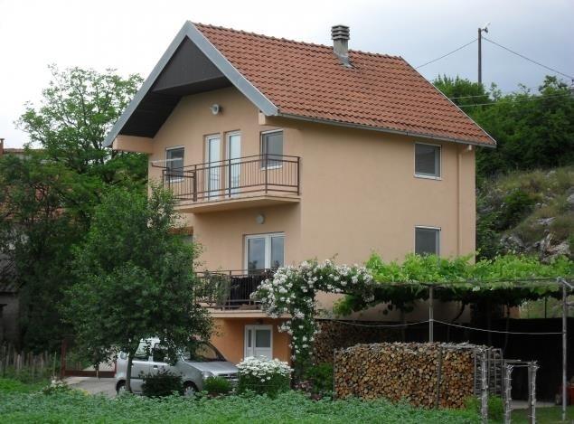 Kuca od 100m2 u NiksiC