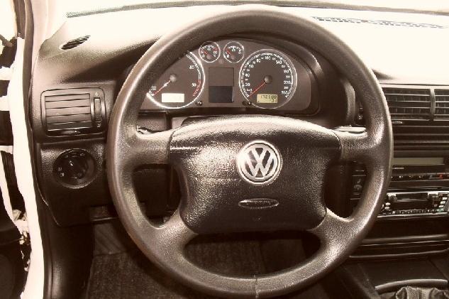 Volkswagen---Passat-TDI