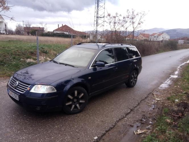 Prodajem pasat 5 1,9 96kv u dobrom stanju,ocuvan dosta dobro