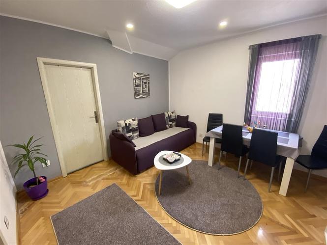 Trosoban stan u Budvi 51m2, namješten