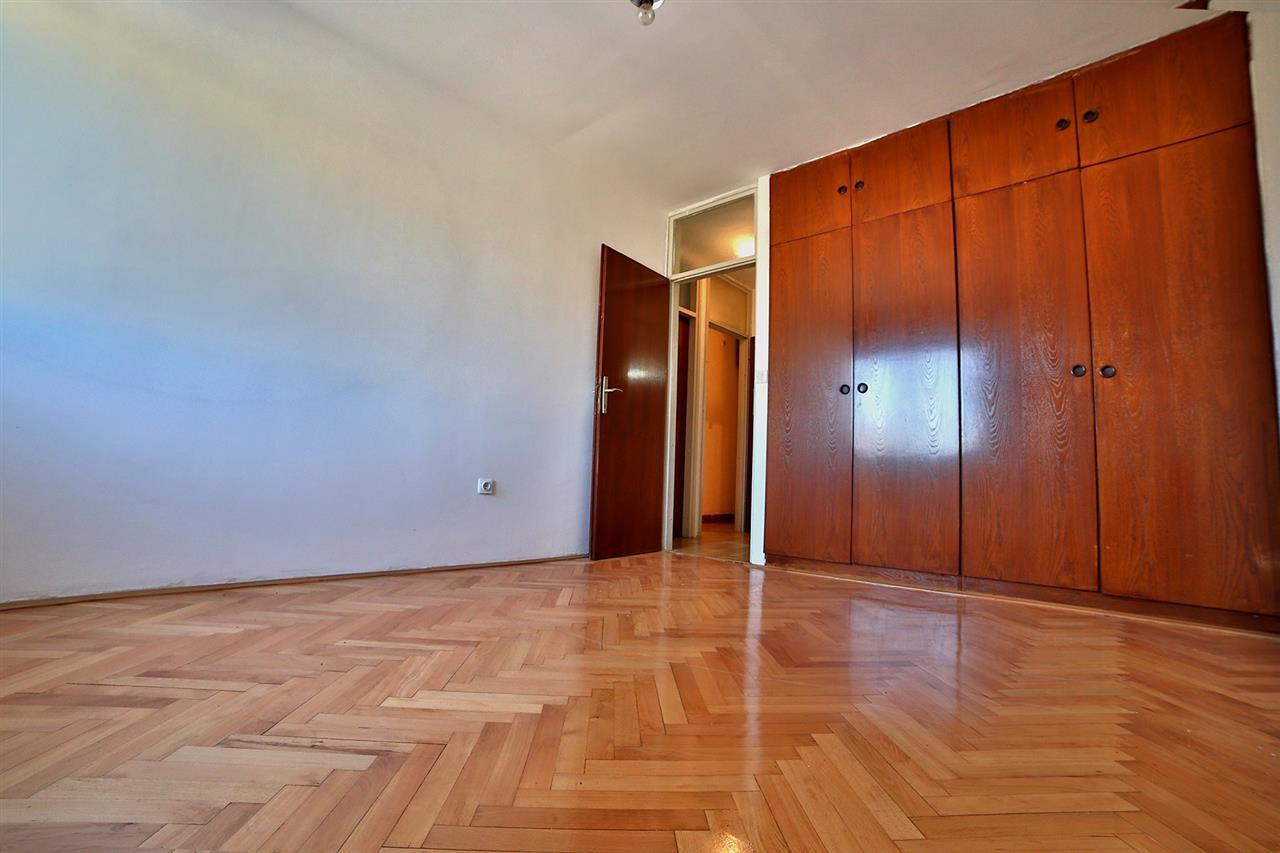 Stan-Stari-Aerodrom-73m2