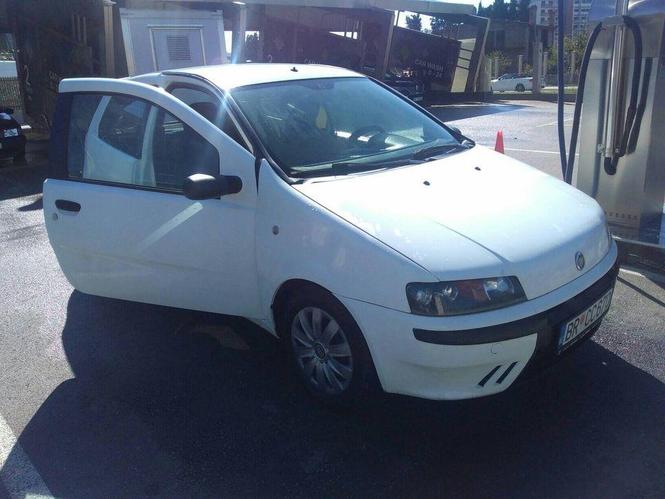 Na prodaju fijat punto 1.9jtd 59kw Mali potrosac  2003 god