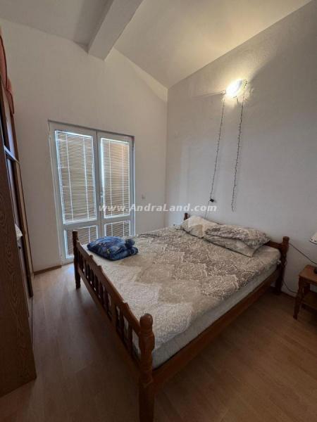 Objekat-sa-apartmamima--Šušanj--Bar-