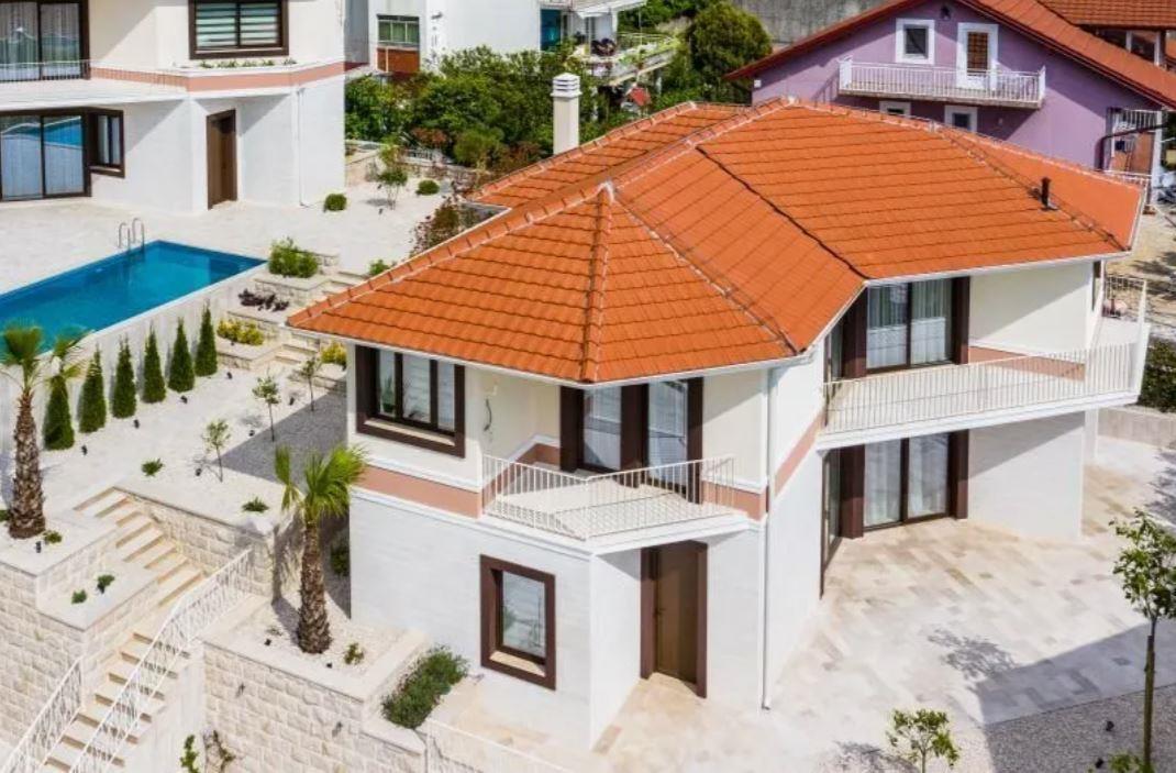 Kuća-na-prodaju-Tivat