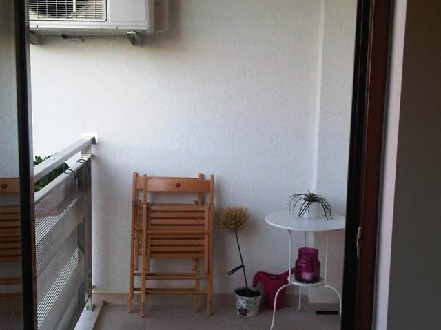 Izdaje-se-lux-jednosoban-stan-44m2-GORICA-C