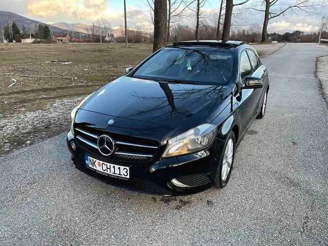 Više automobila