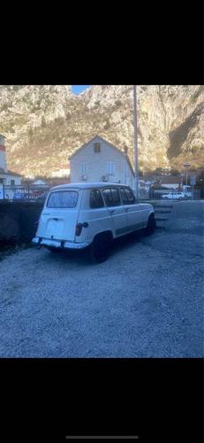 Renault 4