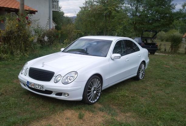 Mercedes Benz - E 220 Cdi