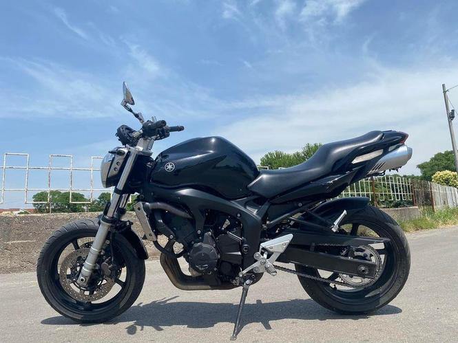 Yamaha fz6 600cc