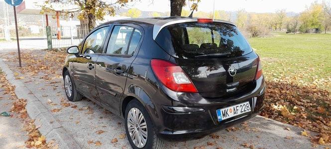 Opel corsa 1,3 cdti 2007