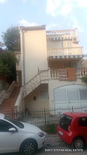 Kuca 325m2 u Petrovac