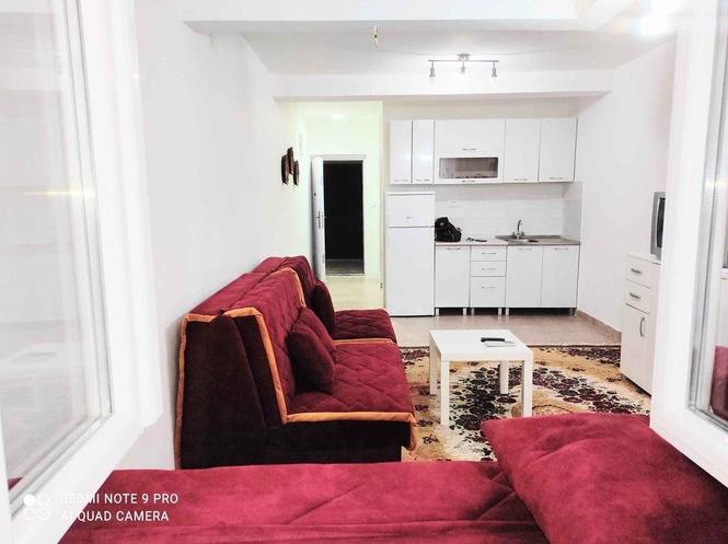 POVOLJNO ,Garsonjera u Baru ,069847766