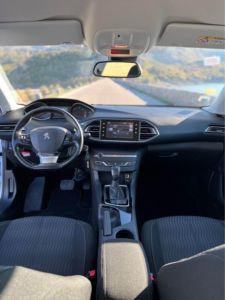 Peugeot-308-SW