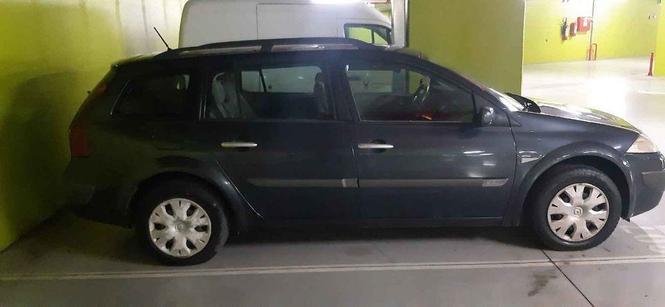 Prodajem megana 2006god br 069285885