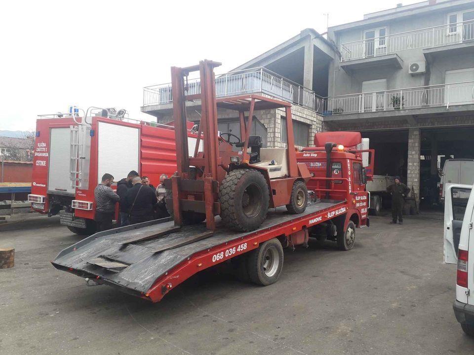 Auto-slep-Ivanovic-068036458-24H