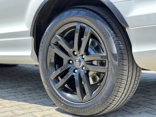 Audi Q7  2011 God.