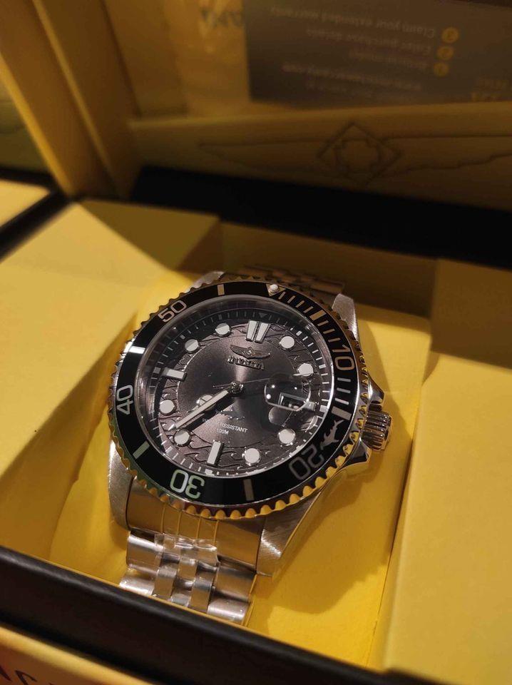 Invicta-Pro-Diver