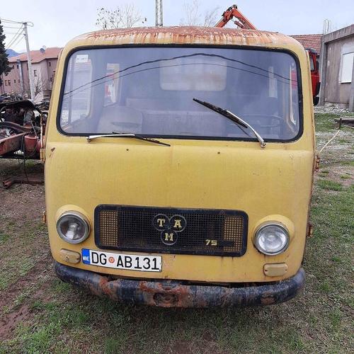 Tam 75t5 samo u djelove,gume dobre karoserija dobra.
0690148