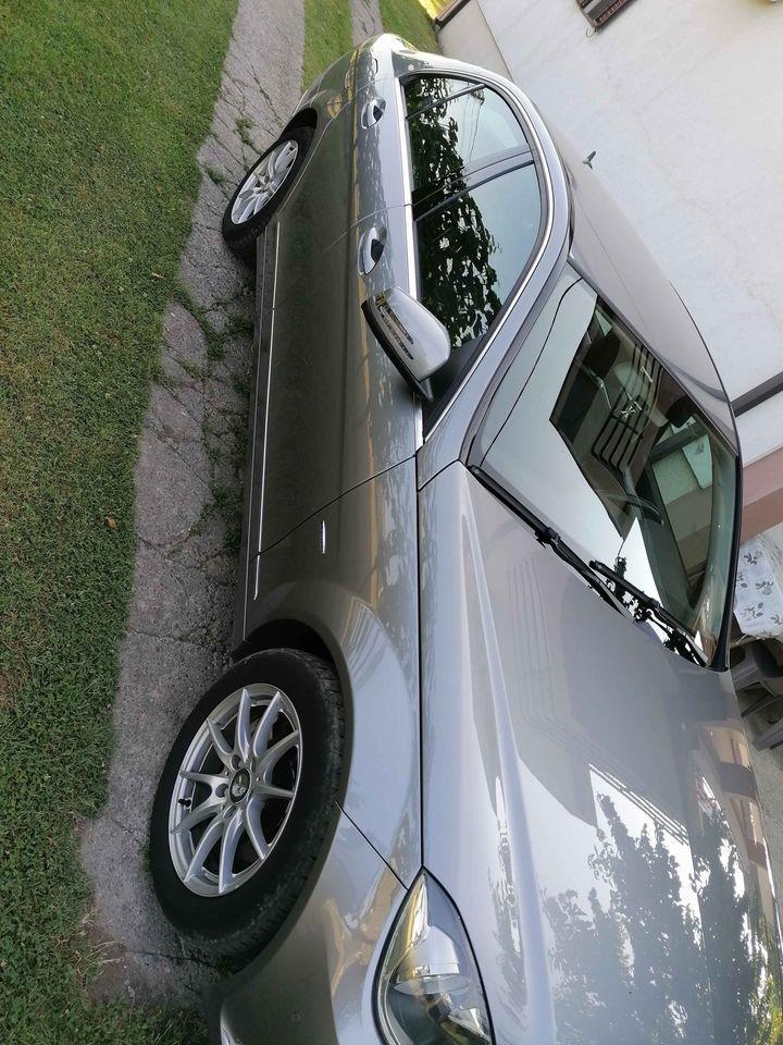 Mercedes-C-200--2012g