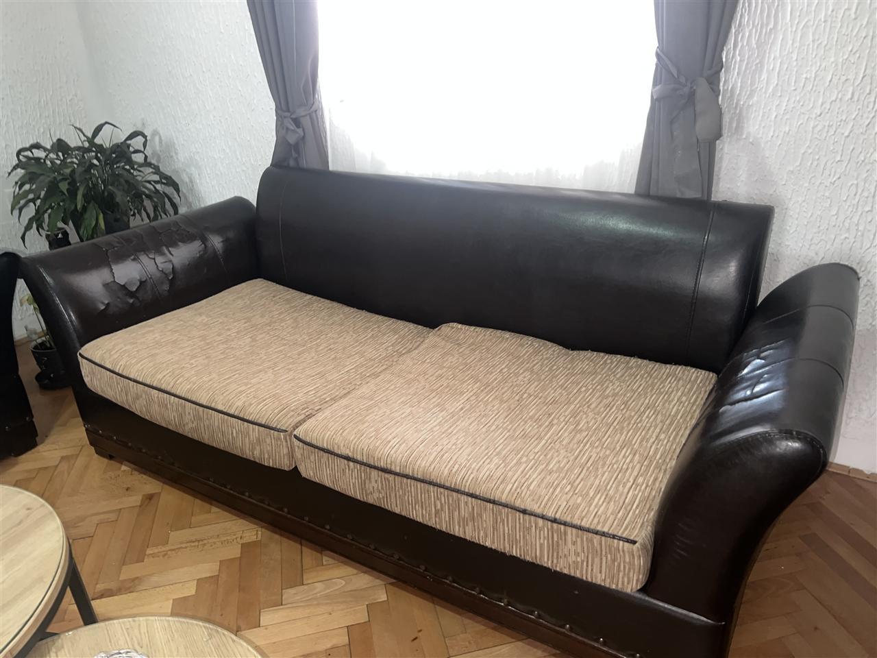 Trosed-dvosed-fotelja