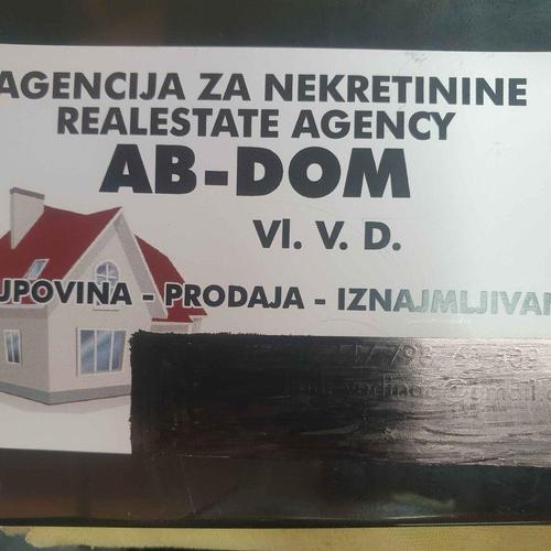 Kupovina stana Novi g. Hitno ! od 130000 do 150000km Mojmilo