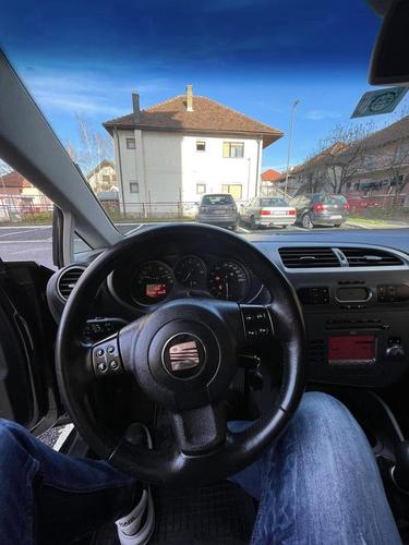 Seat Leon 1.9 2008god