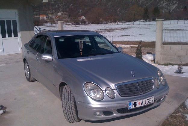 Mercedes Benz - E 220 CDI