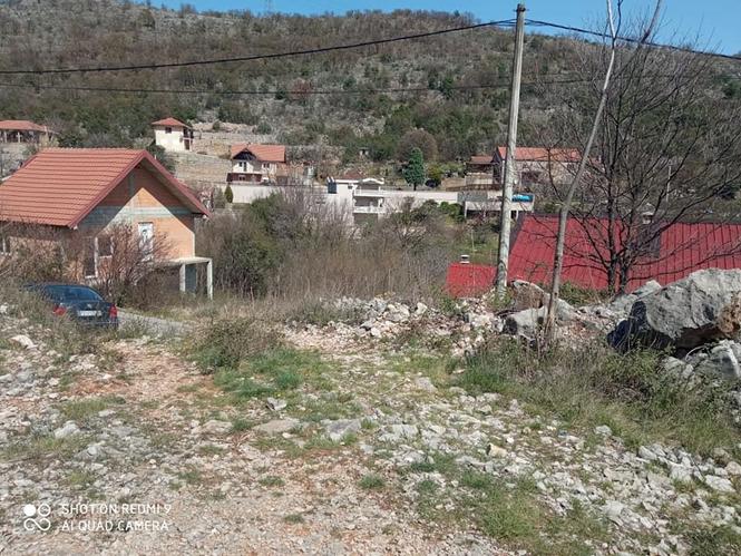 PRODAJA Podgorica,Rogami,(Mojkovacko naselje),plac400m2,van 