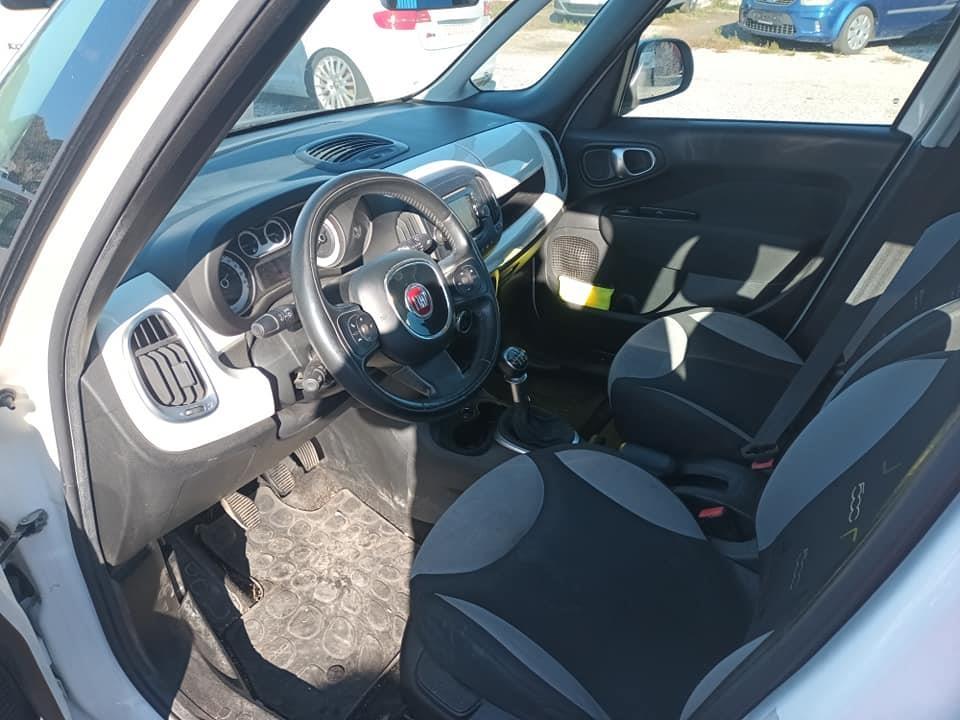 Fiat-500-L