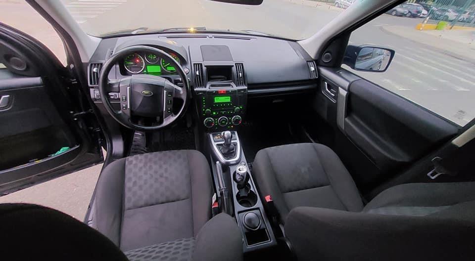 Land-Rover-Freelander-2