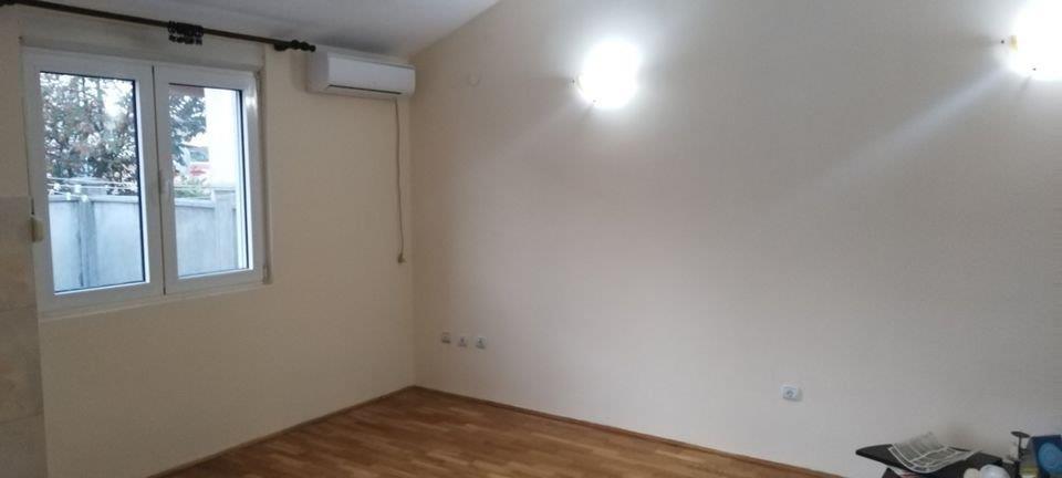 daje-se-prazan-jednosoban-stan--kuca--40m2--Zabjelo---Zeleni