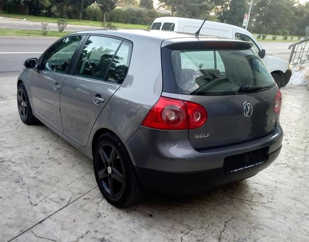 GOLF 5