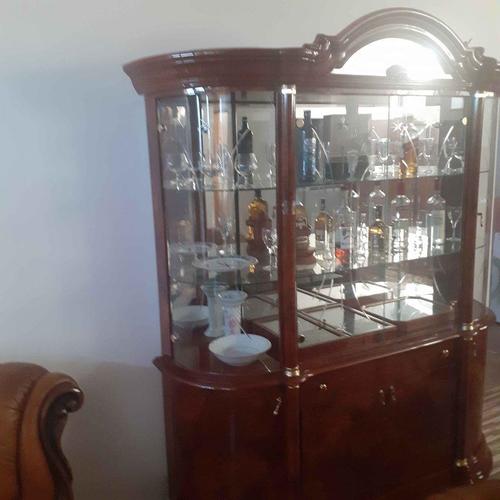 Vitrine i kuhinja