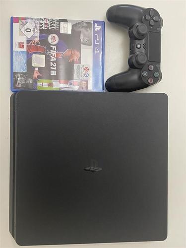 play station 4 i 1 joystick
