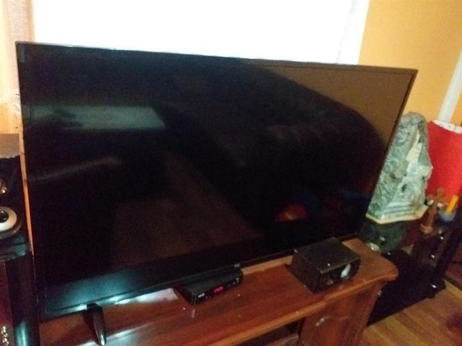 Prodajem tv marke Vox 50 inca