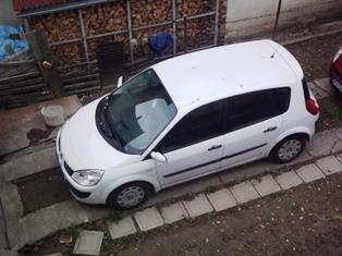 Renault Scenic -08