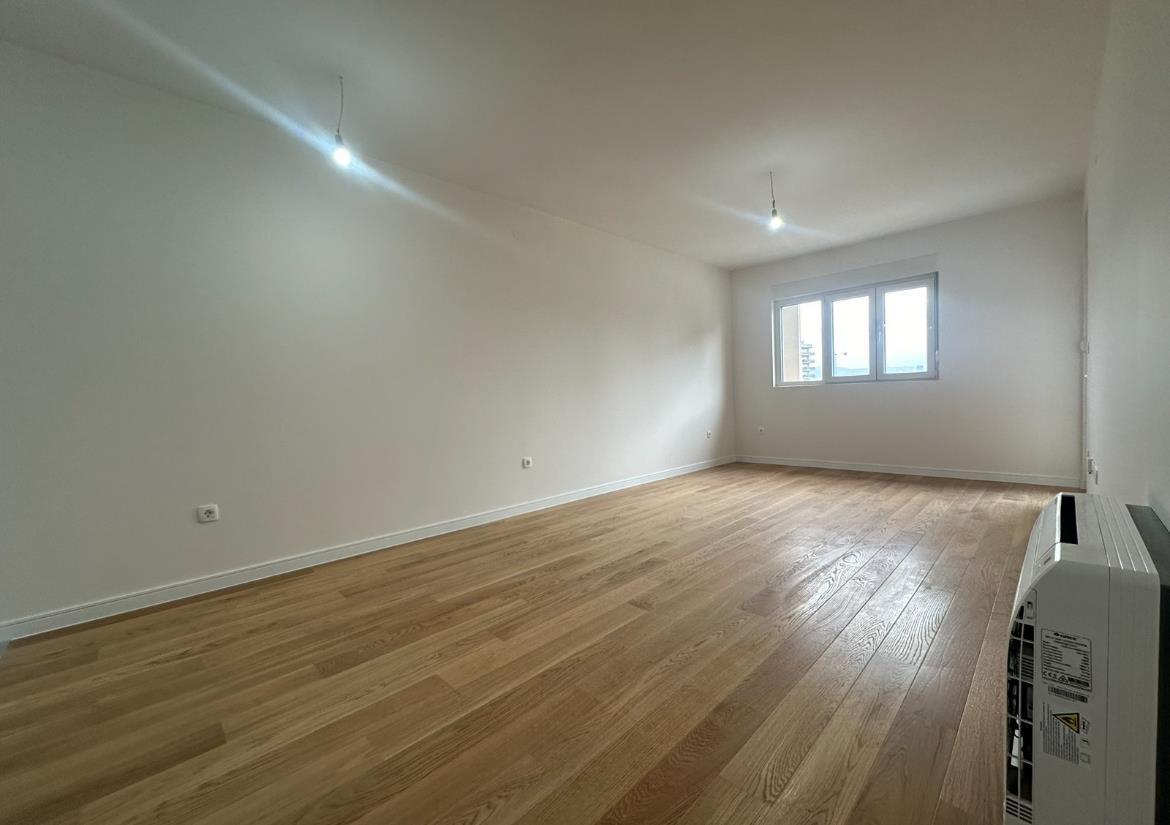 IZDAVANJE---Dvosoban-stan-70m2-Podgorica-Central-Point