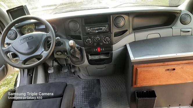 Iveco 50c18 van